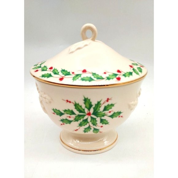 Lenox Holiday Covered Candy Dish Ivory Pedestal Bowl Holly Leaf Raised Details - Picture 2 of 7